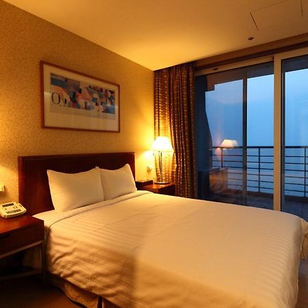 Resom Ocean Castle Hotel Taean Ngoại thất bức ảnh